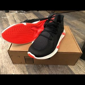 Adidas cross trainer